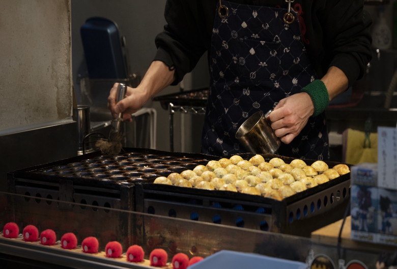 Dimsum-Asal-Usul-Jenis-Bahan-Cara-Membuat-dan-Menyajikannya-Foodina-2